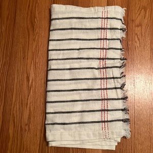 Hearth & Hand table runner